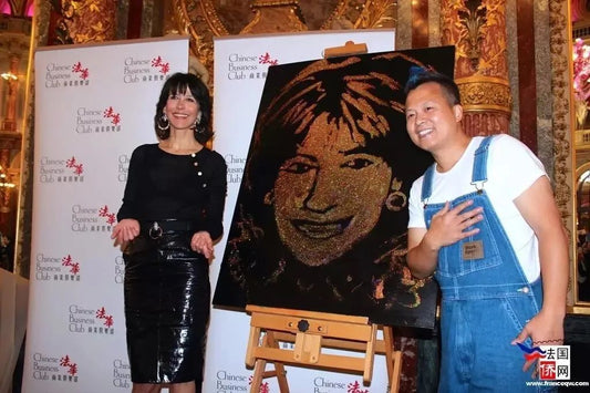 Sophie Marceau after painting a portrait for her.